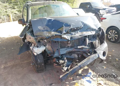 2003 Mercury Mountaineer from USA, damaged, VIN 4M2DU86W63ZJ06785